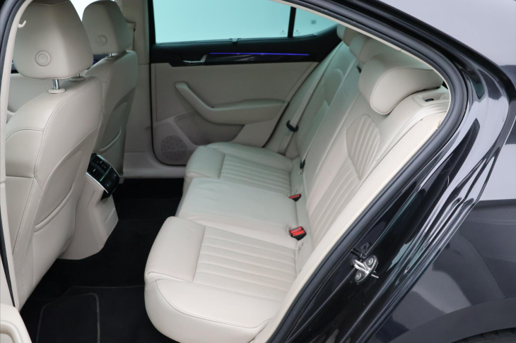 Škoda Superb 1,8 TSI 132kW DSG CZ L&K