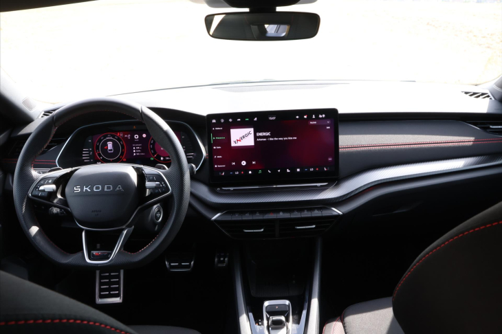 Škoda Octavia 2,0 TSI DSG RS DPH 1.maj CZ