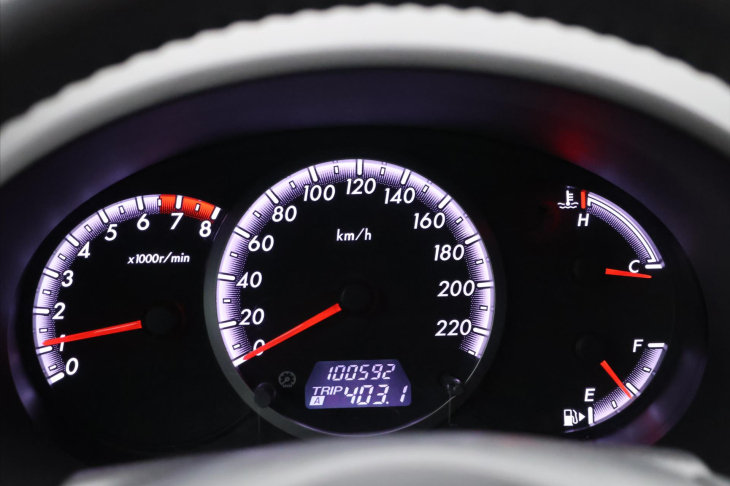 Mazda 5 1,8 i 85kW 7-Míst Serv.K. CZ 100tkm