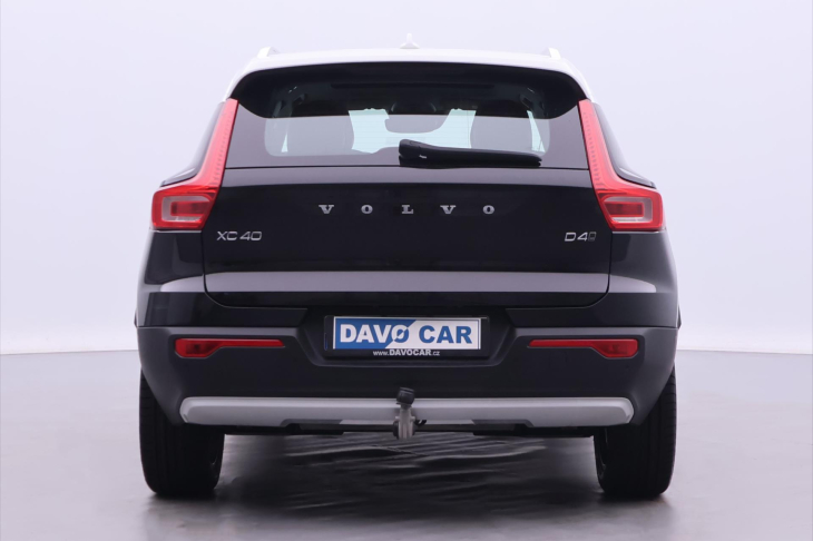Volvo XC40 2,0 D4 AWD Panorama Tažné
