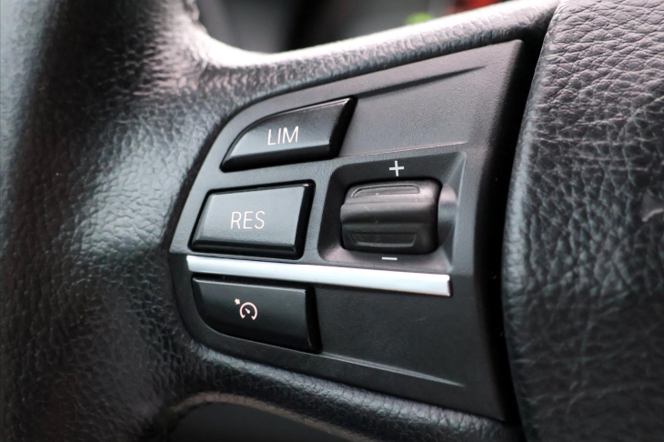 BMW Řada 5 3,0 535i 225kW Aut.klima Kůže