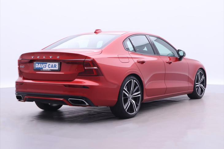 Volvo S60 2,0 T5 186kW Inscription CZ