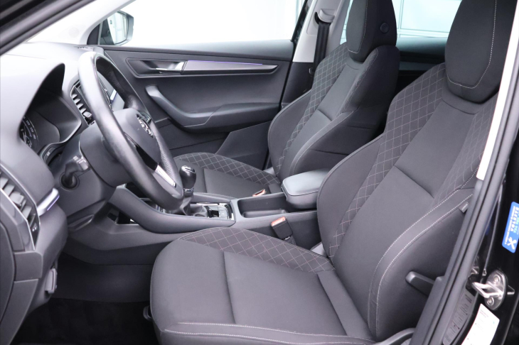 Škoda Karoq 1,0 TSI Soleil LED 1.Majitel