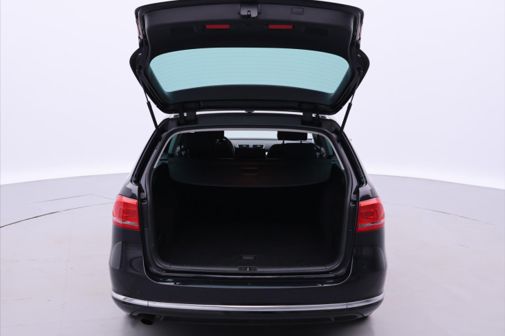 Volkswagen Passat 1,4 TSI 90kW Comfort Navi 1Maj