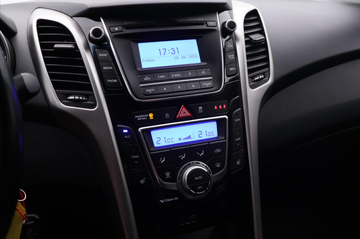 Hyundai i30 1,6 CVVT 88kW CZ 1.Maj