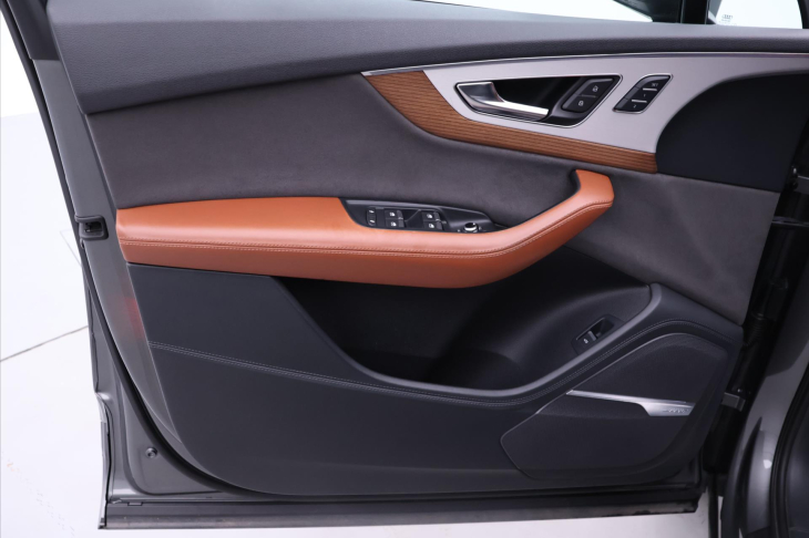 Audi Q7 3,0 200kW Quattro BOSE Pano