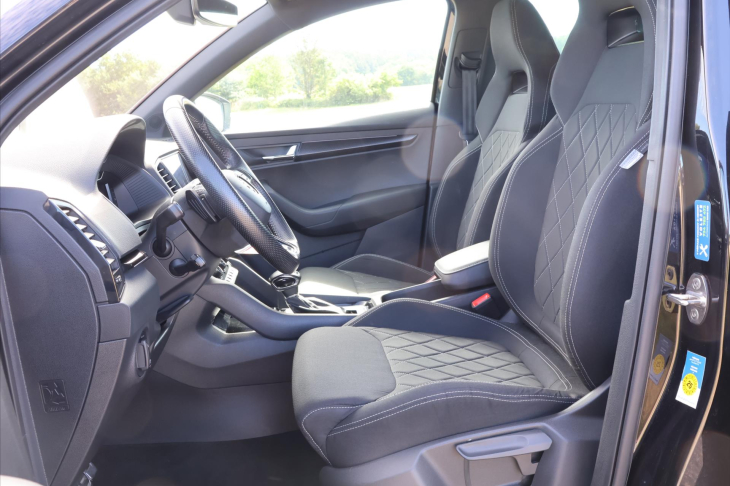 Škoda Karoq 2,0 TSI DSG 4x4 Sportline DPH