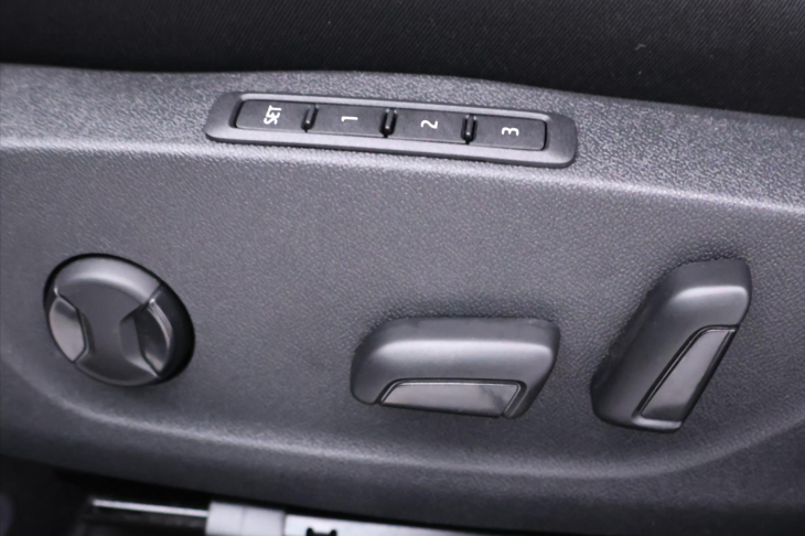 Škoda Octavia 2,0 TDI DSG Style Sport DPH