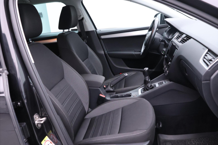 Škoda Octavia 1,6 TDI 85kW Ambition Fresh CZ