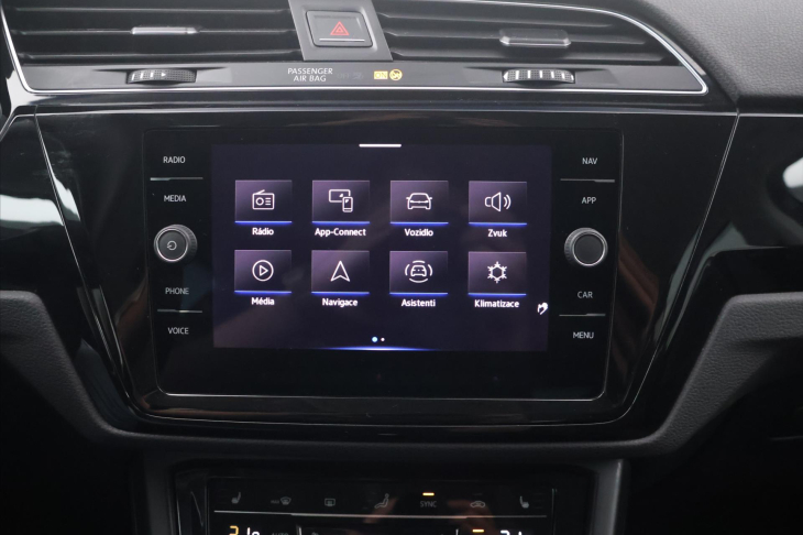 Volkswagen Touran 2,0 TDI 110kW DSG LED DPH