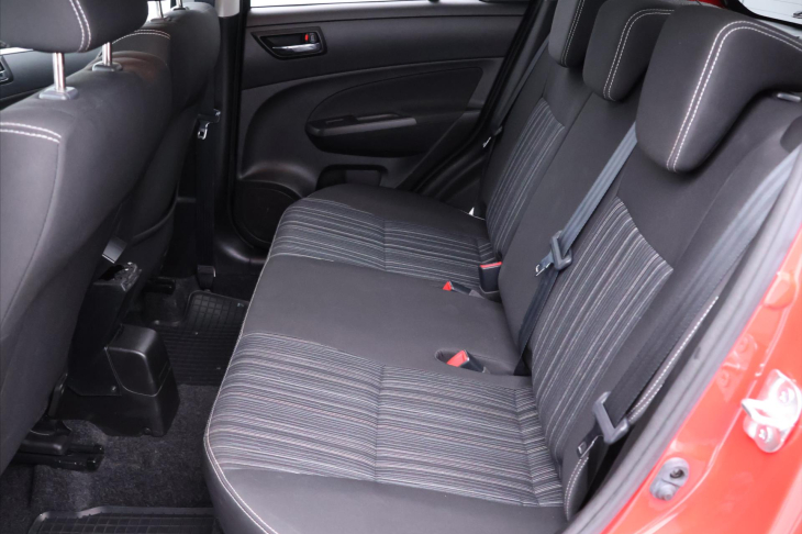 Suzuki Swift 1,2 VVT 69kW CZ klima tempomat