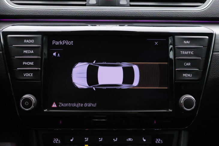 Škoda Superb 2,0 TDI 110kW Style CZ