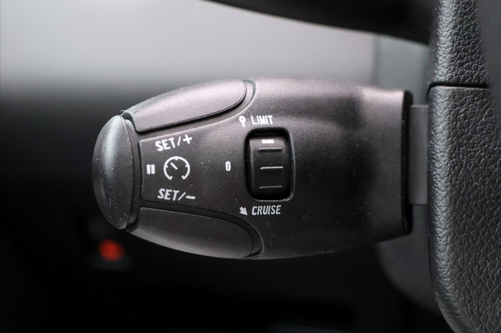 Peugeot 308 1,6 16V 88kW CZ Serv.Kniha