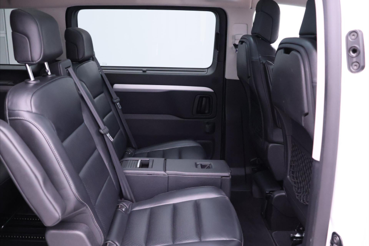 Citroën SpaceTourer 2,0 HDI 130kW Aut. XL 7-Míst