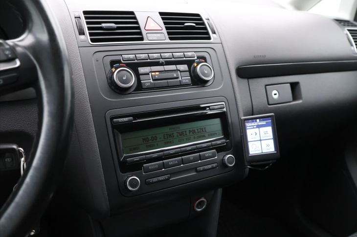 Volkswagen Touran 1,6 TDI 77kW DSG Comfortline CZ