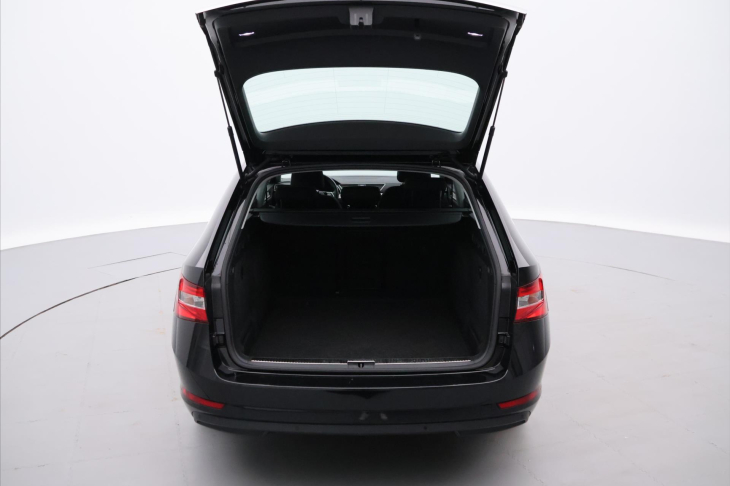 Škoda Superb 2,0 TSI 140kW Style DSG CZ DPH