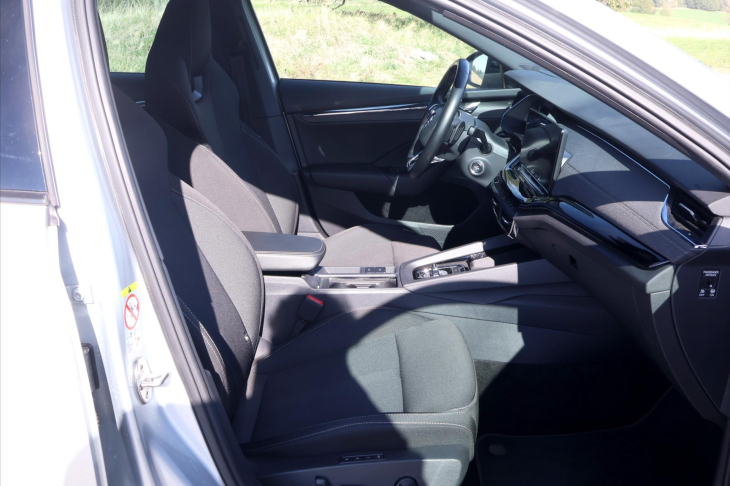Škoda Octavia 2,0 TDI DSG Style Sport DPH