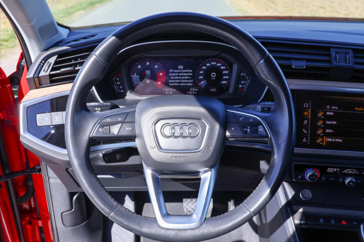 Audi Q3 2,0 TDI 110kW Advanced CZ DPH
