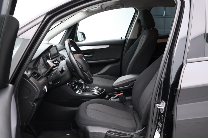 BMW Řada 2 2,0 218d 100kW Aut. Comfort+