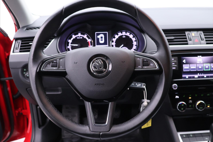 Škoda Octavia 1,0 TSI 85KW FRESH CZ