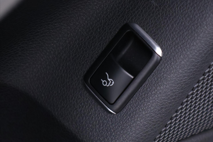 Mercedes-Benz CLA 2,0 45 AMG 280kW 4Matic