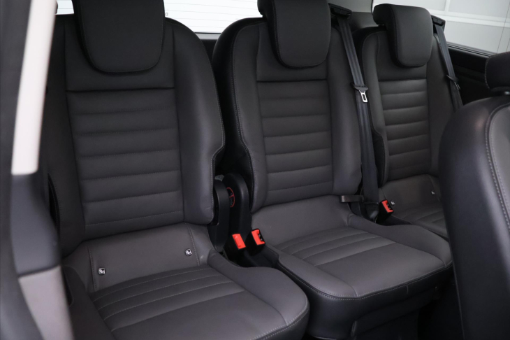 Ford Tourneo Custom 2,0 TDCI 136kW Titanium CZ DPH