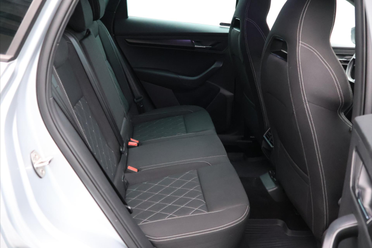 Škoda Karoq 2,0 TDI DSG 4x4 Sportline DPH