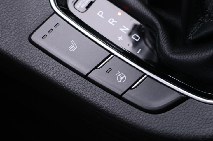 Hyundai i30 1,6 CRDi 85kW Aut. CZ 1Maj DPH