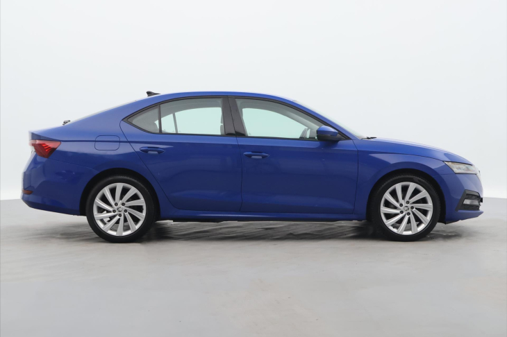 Škoda Octavia 1,4 TSI iV 150 kW DSG Ambition
