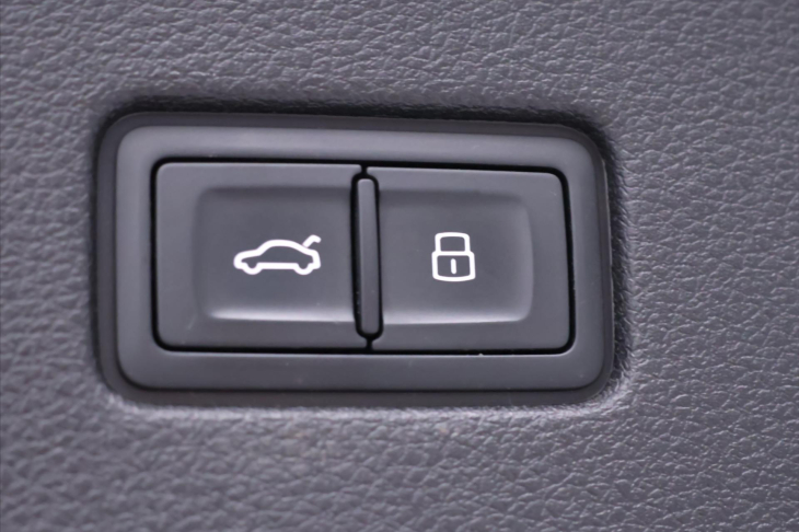 Audi Q8 3,0 250 kW ,4x4 ,Mild -Hybrid, DPH