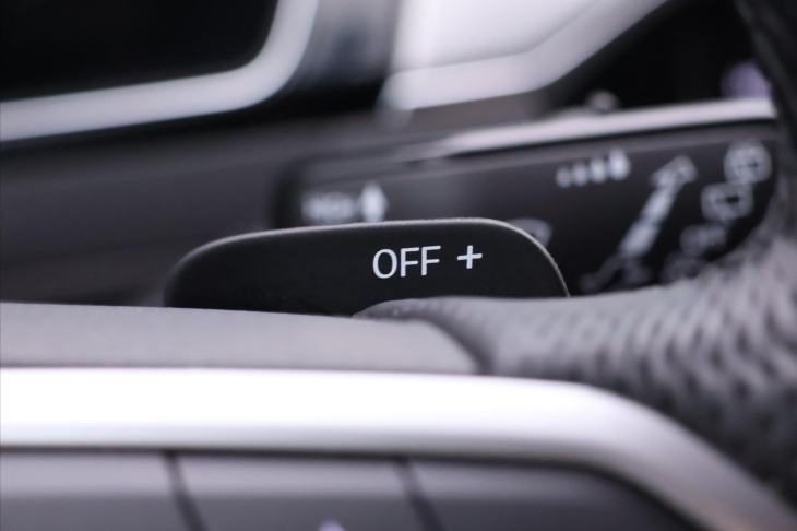 Volkswagen Passat 2,0 TSI 200kW CZ R-Line 4M