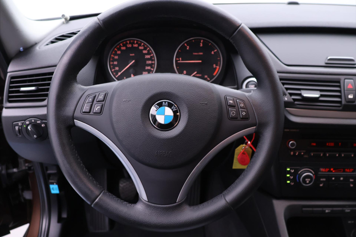 BMW X1 2,0 20d 105kW CZ sDrive