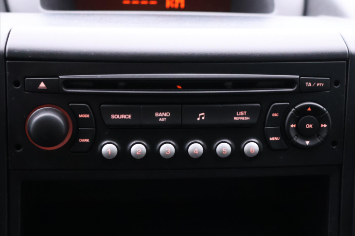 Peugeot Partner Tepee 1,6 VTI 88kW Family Panorama