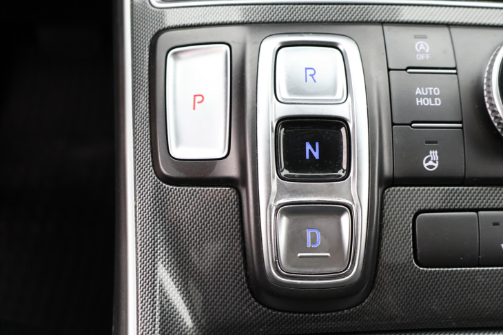 Hyundai Santa Fe 2,2 CRDI 142kW Style 4x4CZ DPH