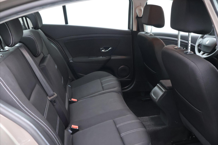 Renault Fluence 1,6 K4M 82kW Authentique CZ