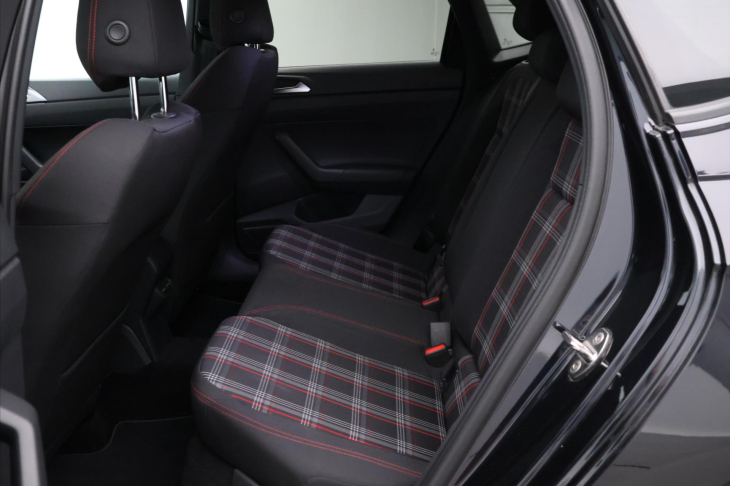 Volkswagen Polo 2,0 GTI 147kW DSG Virtual DPH