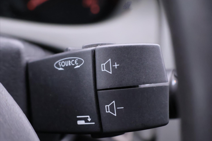 Renault Trafic 2,0 dCi 84kW Klima 9-Míst