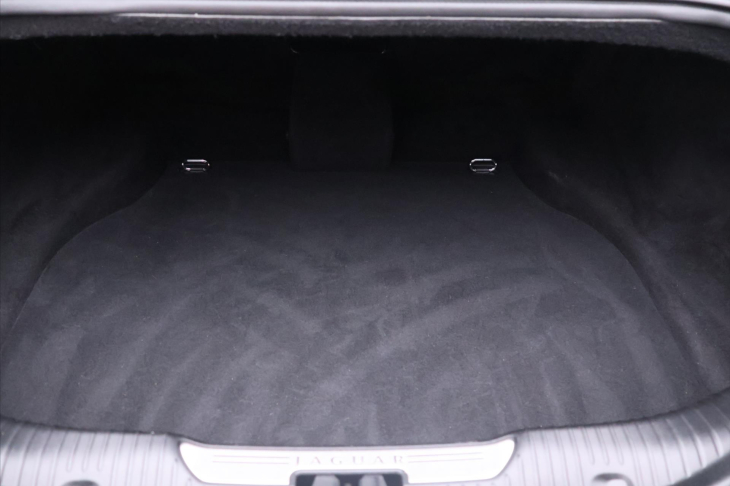 Jaguar XJ 3,0 D 202kW V6 Luxury