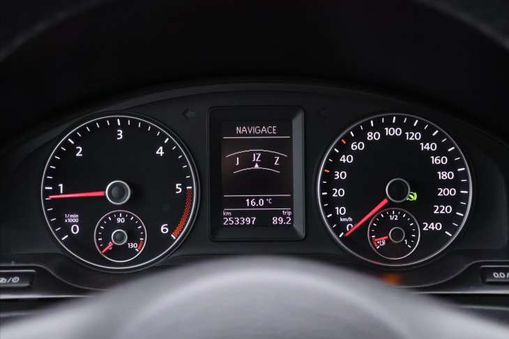 Volkswagen Caravelle 2,0 TDI 103kW DSG 8-Míst Tažné