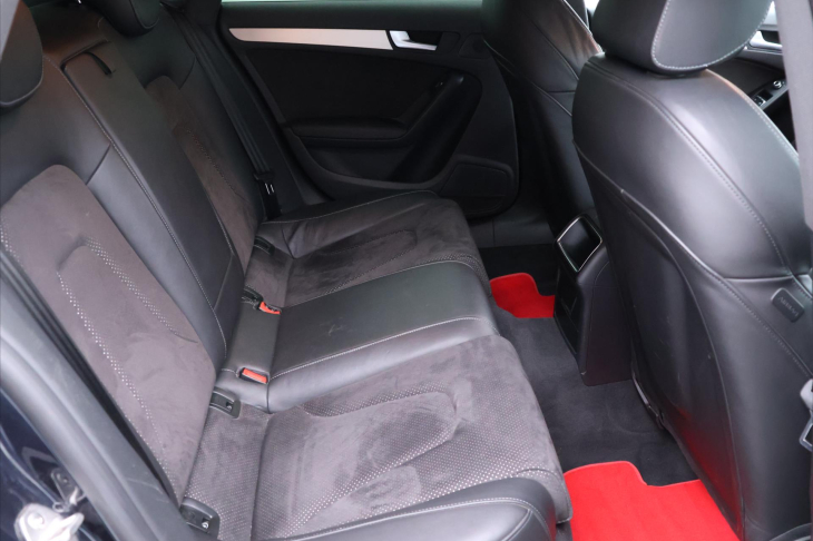 Audi A5 2,0 TFSI 155kW Quattro S-Line