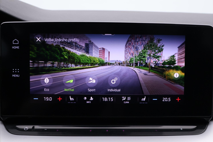 Škoda Octavia 2,0 TDI DSG Matrix Virtual DPH