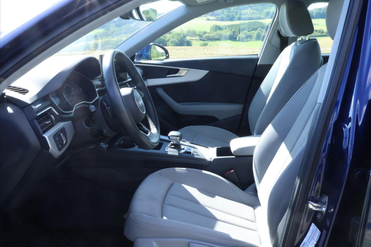 Audi A4 2,0 35 TDI CZ Advanced DPH