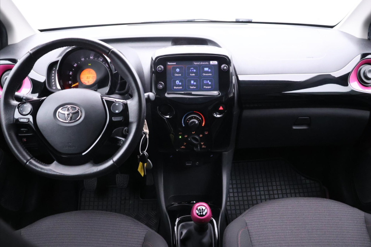 Toyota Aygo 1,0 VVT-i 53kW Selection x-cite CZ