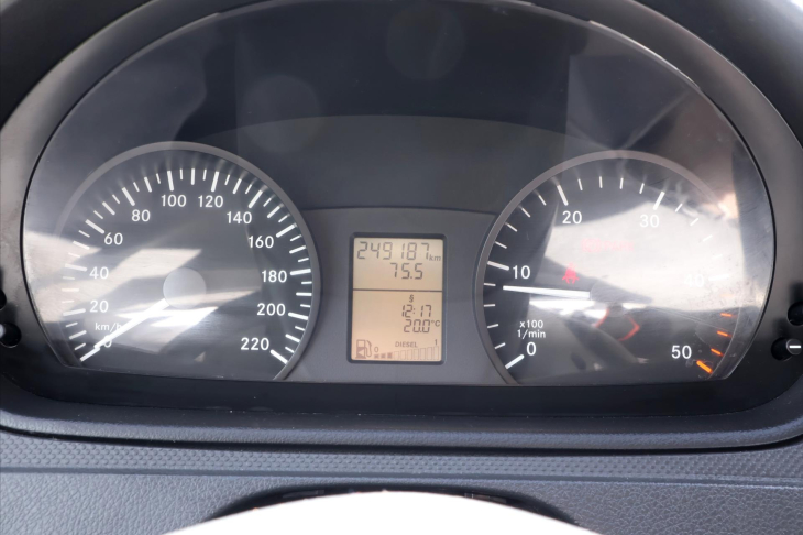 Mercedes-Benz Vito 2,2 110 CDI Long Klima 9-Míst
