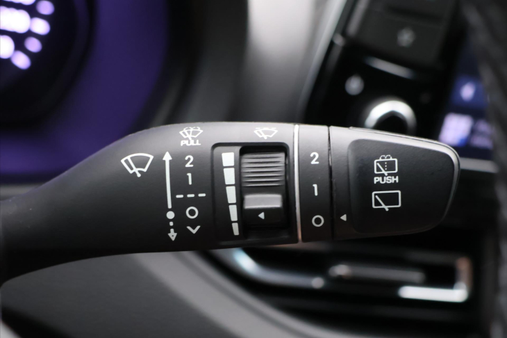 Hyundai i30 1,6 CRDi 85kW Style CZ DPH