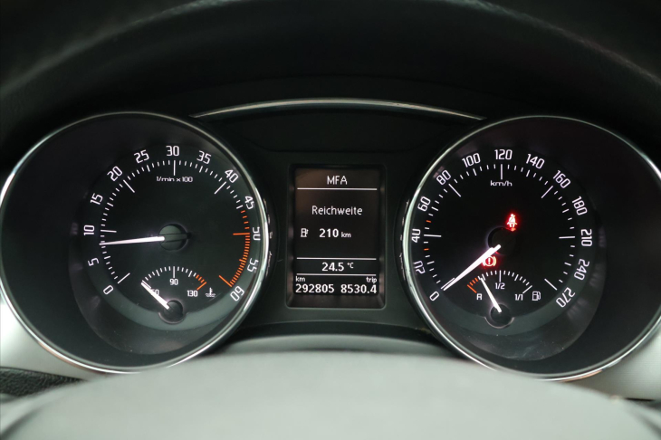 Škoda Superb 2,0 TDI 103kW Ambition Tažné