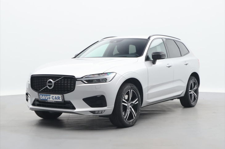 Volvo XC60 2.0 B4 145kW R-Design CZ Aut.