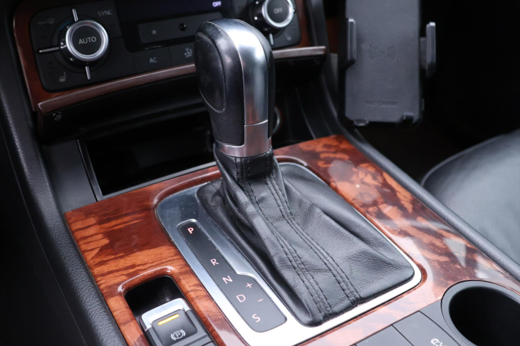 Volkswagen Touareg 3,0 TDI V6 180kW Aut. 4M Kůže