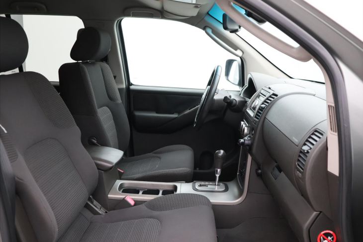 Nissan Pathfinder 2,5 dCi 126kW Automat 4WD CZ