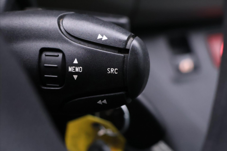 Peugeot Partner Tepee 1,6 VTI 88kW Family Panorama